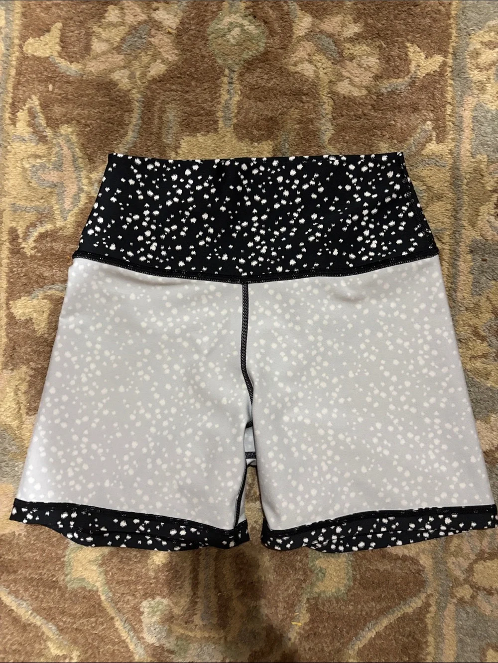 Ryderwear Black with White Speckle High-Waist Athletic Shorts Small